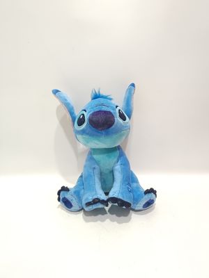 Đồ chơi bông nói chuyện ngồi Stitch là dễ thương, với chiều cao 7,09 inch và 11,02 inch