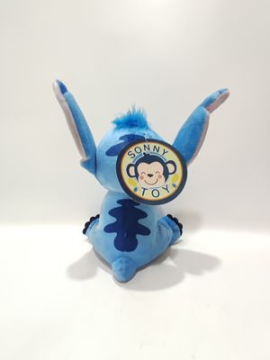 Đồ chơi bông nói chuyện ngồi Stitch là dễ thương, với chiều cao 7,09 inch và 11,02 inch